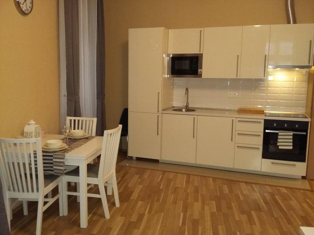 Apartment Vltavska F Прага Экстерьер фото
